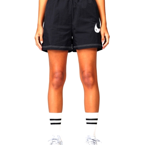 Nike Sportswear SwooshWomen's Woven High-Waisted Shorts Sz L DM6752-010 - Picture 2 of 7